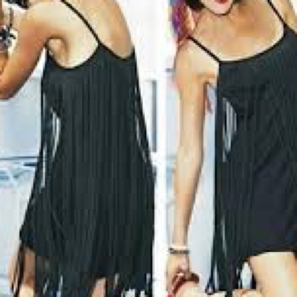 🛑 1 hour sale. NWT. Badgley Mischka, Small, Elegant Black Fringe Dress, so soft - Picture 2 of 11